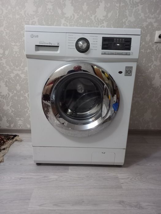 Продам стиральную машину LG