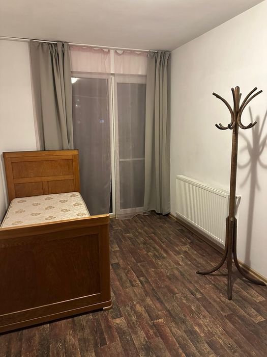 Apartament de închiriat