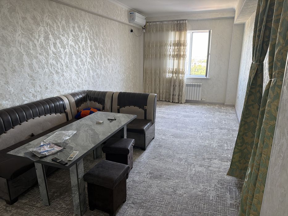 Guliston Shaxar markazida 1 mik parkni oldida 2 xonali