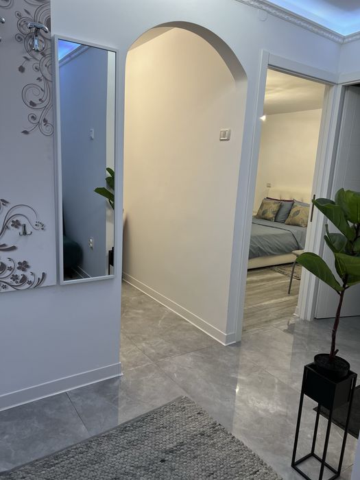 Garsoniera et 4 in regim hotelier