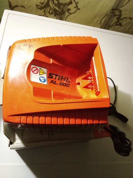 Акумулаторна Резачка Stihl  MSA 220c