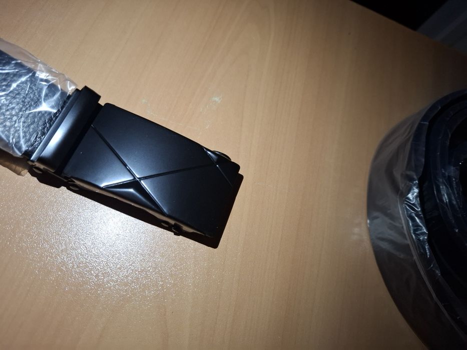 Колан с автоматична катарама модерен черен