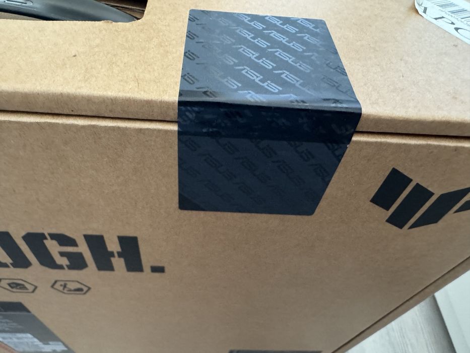 Vand laptop gaming Asus TUF F16 rtx 5060