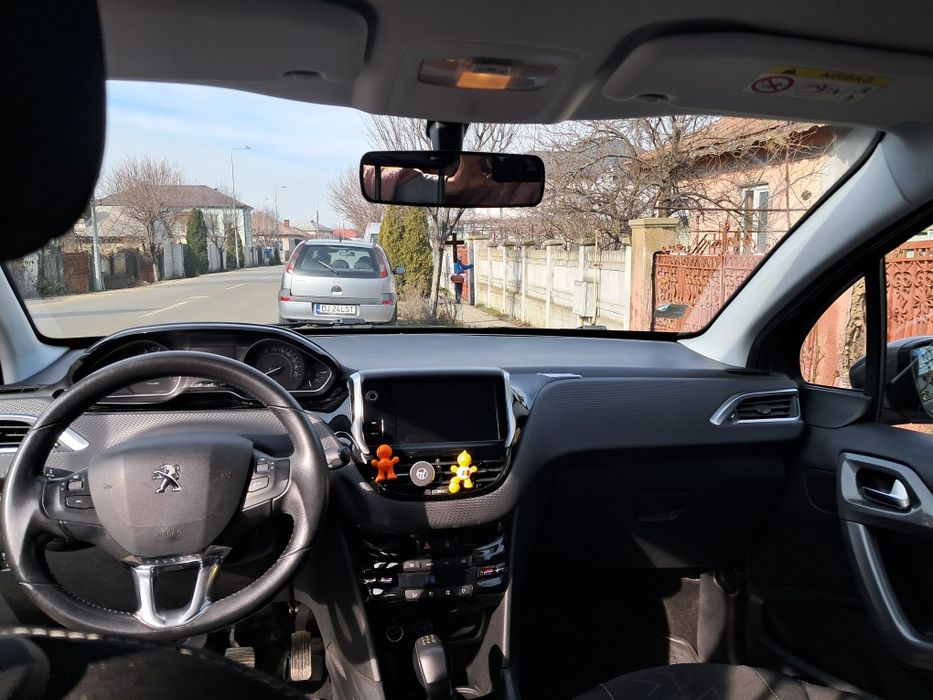 Peugeot 2008 1.2 Pure Tech  2016