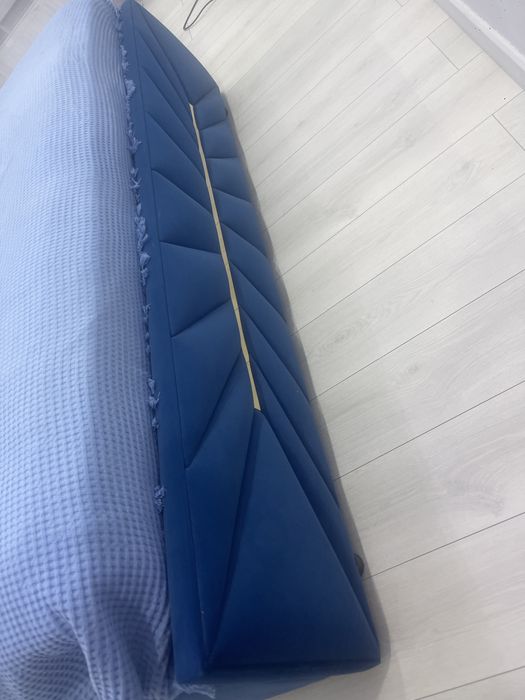 Кровать с ортопедическим матрасом