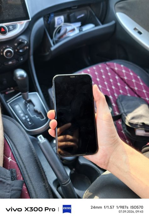 Продам iphone 11