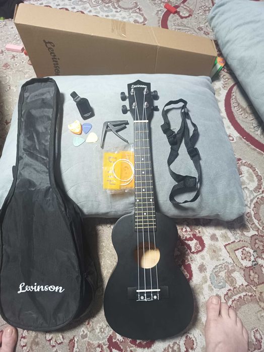 Продается укелеле