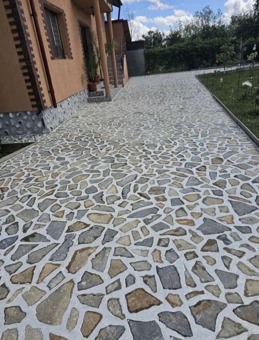 Vand si montez piatra