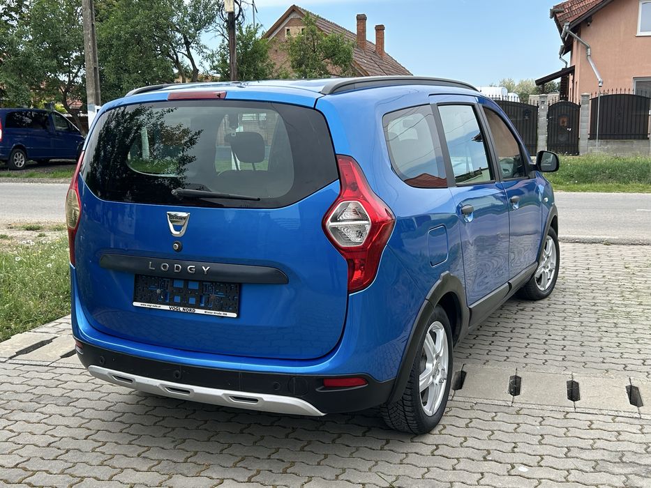 Vand Dacia Lodgy 1.2 benzina , An 2016, stepway