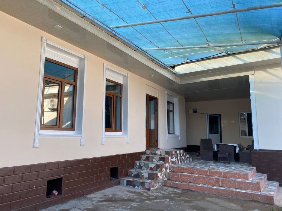 Srochna!! Uchaska sotiladi fayzli xonadon