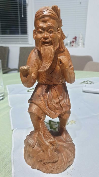 Статуетка сандалово дърво