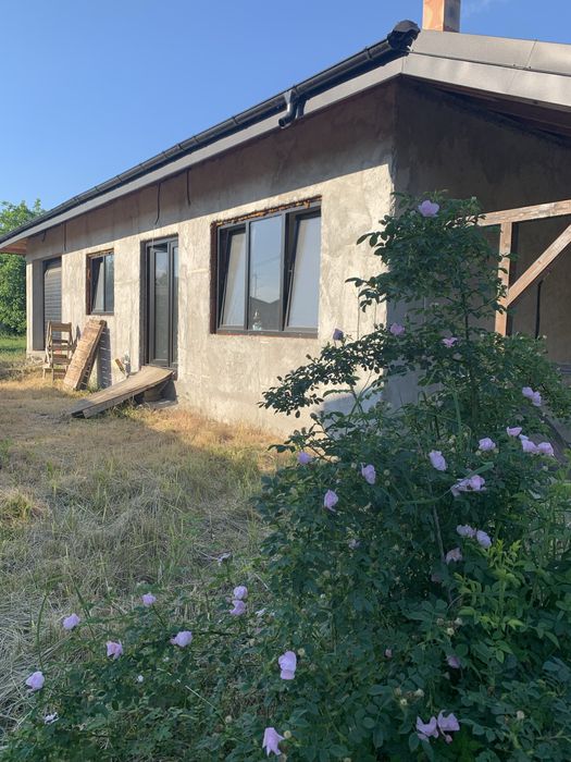 Casă individuală 145 mp | Teren 509 mp  Zonă centrală Brănești Utilități în casă