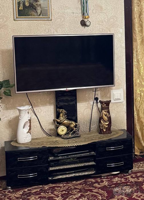Tv patstafka. Mebel. Televizor uchun mebel