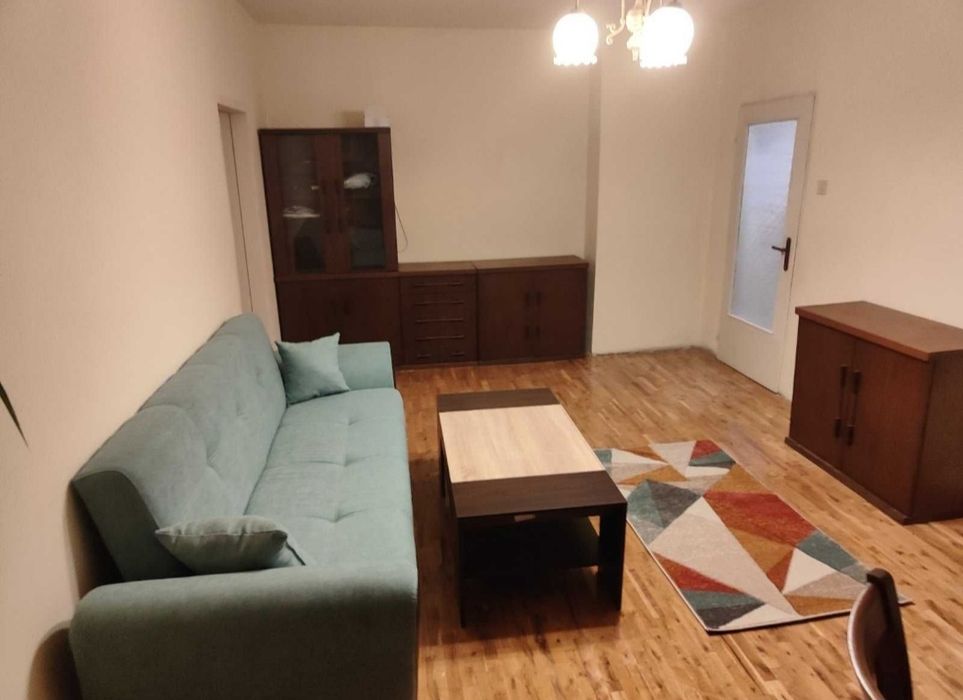 Дава се под наем Двустаен апартамент в София, Полигона - 70 кв.м за 612 € - Снимка #3