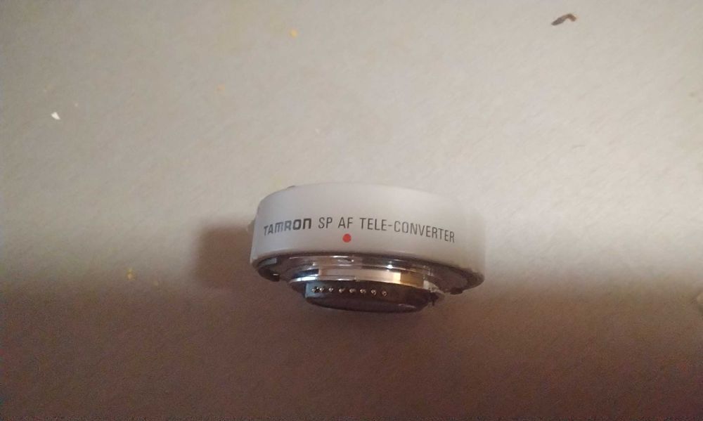 Teleconvertor tamron 1,4x montura nikon