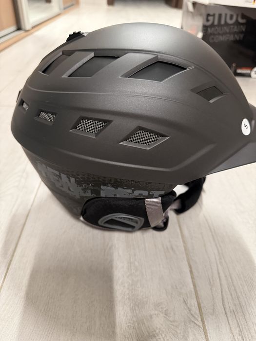 Нова каска за ски UVEX Sioux, размер S 54-56 см