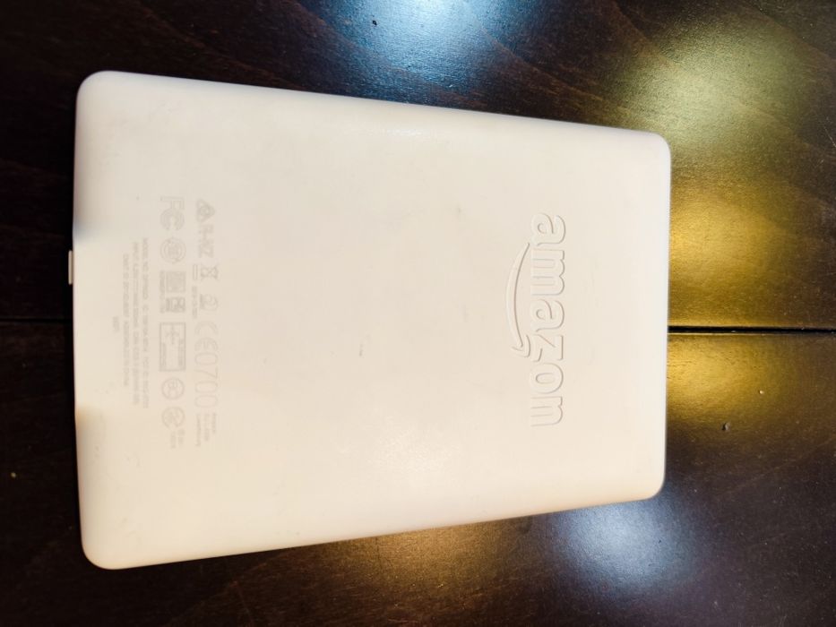 Amazon Kindle - Четец за книги