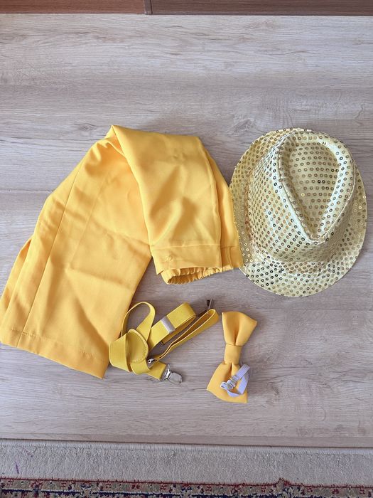 Детский костюм , бабочки подтяжки