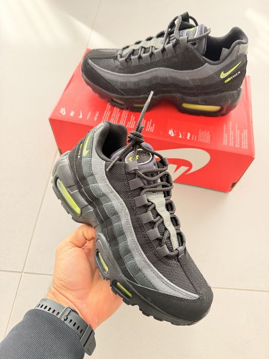 Nike Air Max 95 Black Smoke Volt