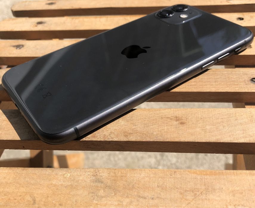 iPhone 11 Black 64gb