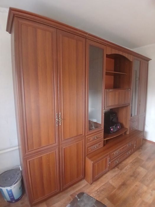 Стенка  Мебель в хорошем состоянии