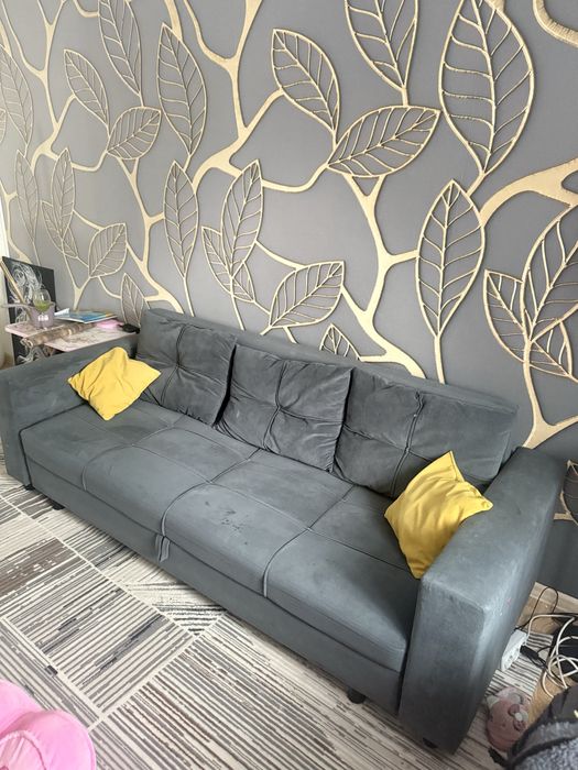 Продам диван срочно