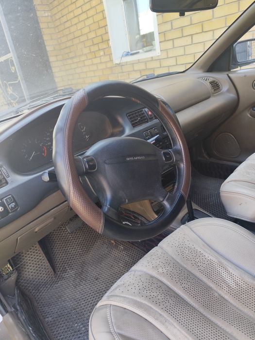 Продам Мазда 323