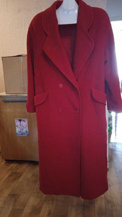 Продам женскую одежду