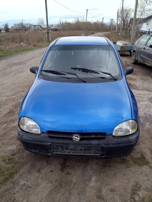 Opel Corsa, 1995 года