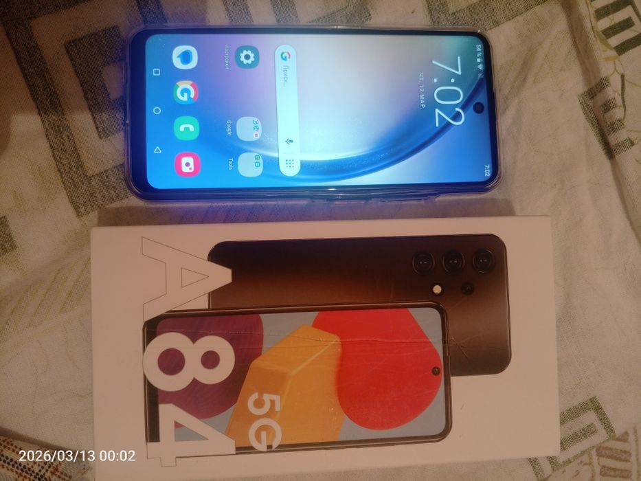 Продам новый телефон