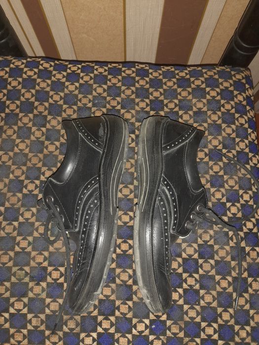 Продам муж обувь для мальчиков за 50.000 сум