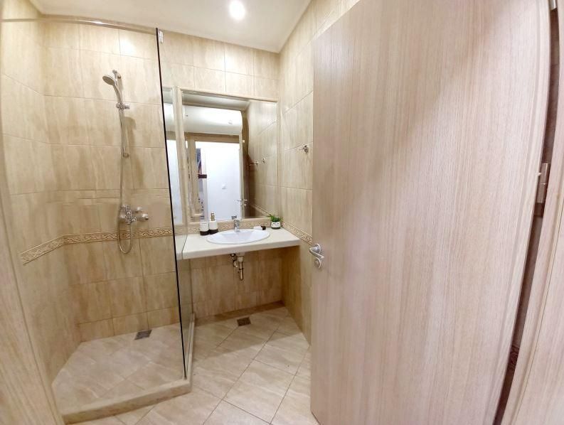 Дава се под наем Двустаен апартамент в Варна, Аспарухово - 67 кв.м за 700 € - Снимка #10