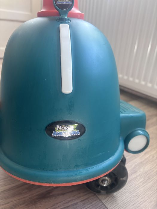 Scuter electric pentru copii