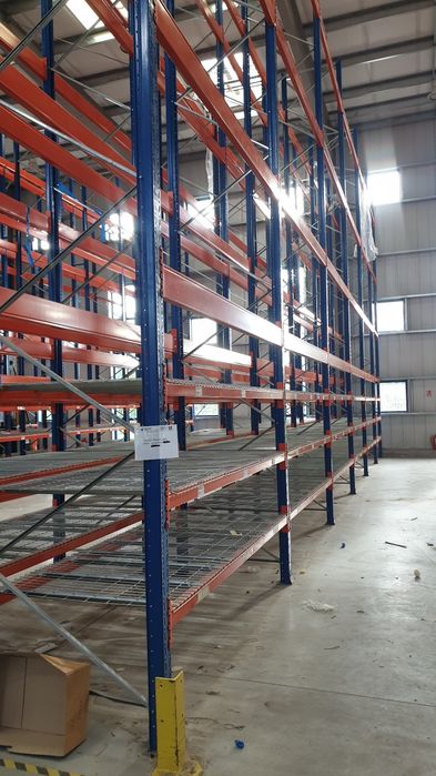 Lichidare de stoc la rafturi metalice profesionale pentru depozitare l