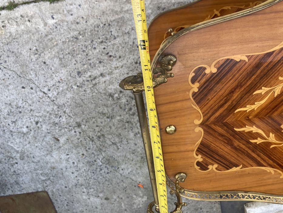 Френска маса за сервиране с интарзия