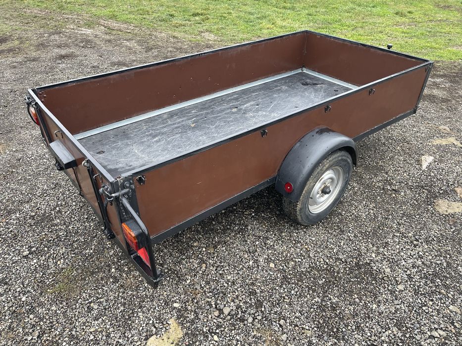 Vând remorcǎ fǎrǎ acte de 800kg și dimensiune de 250x125cm