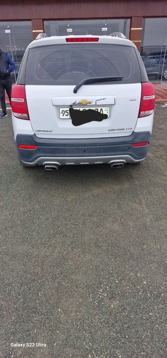 Captiva rangi oq benzinda