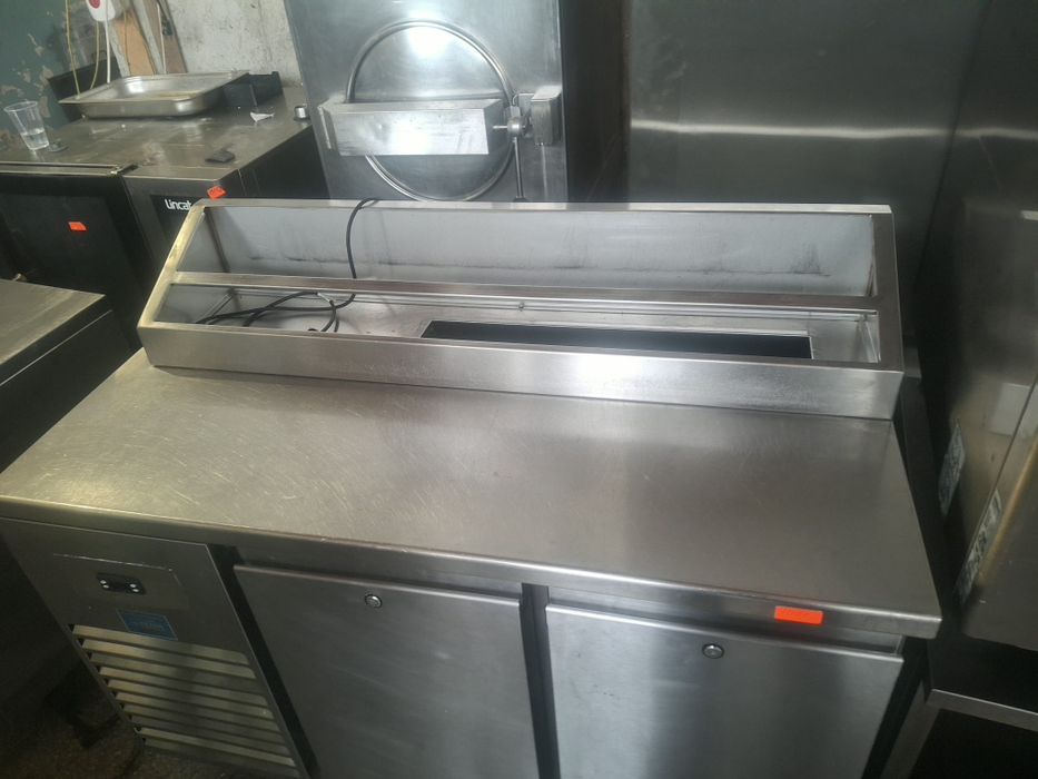 Хладилна маса с вграден салат бар, precision