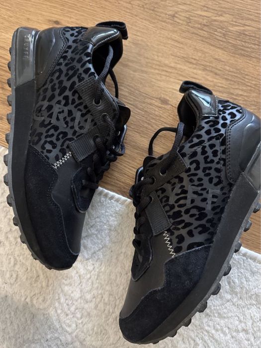 Cruyff като нови два чифта обувки 39 и 40 номер