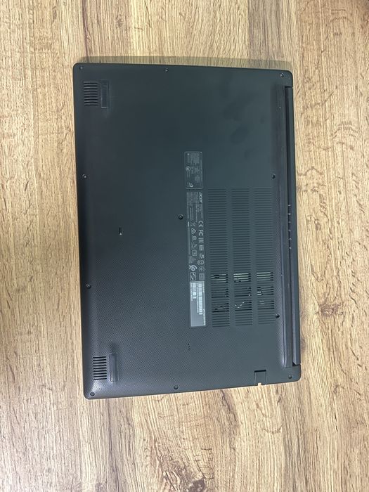 ноулбук Aser aspire 3