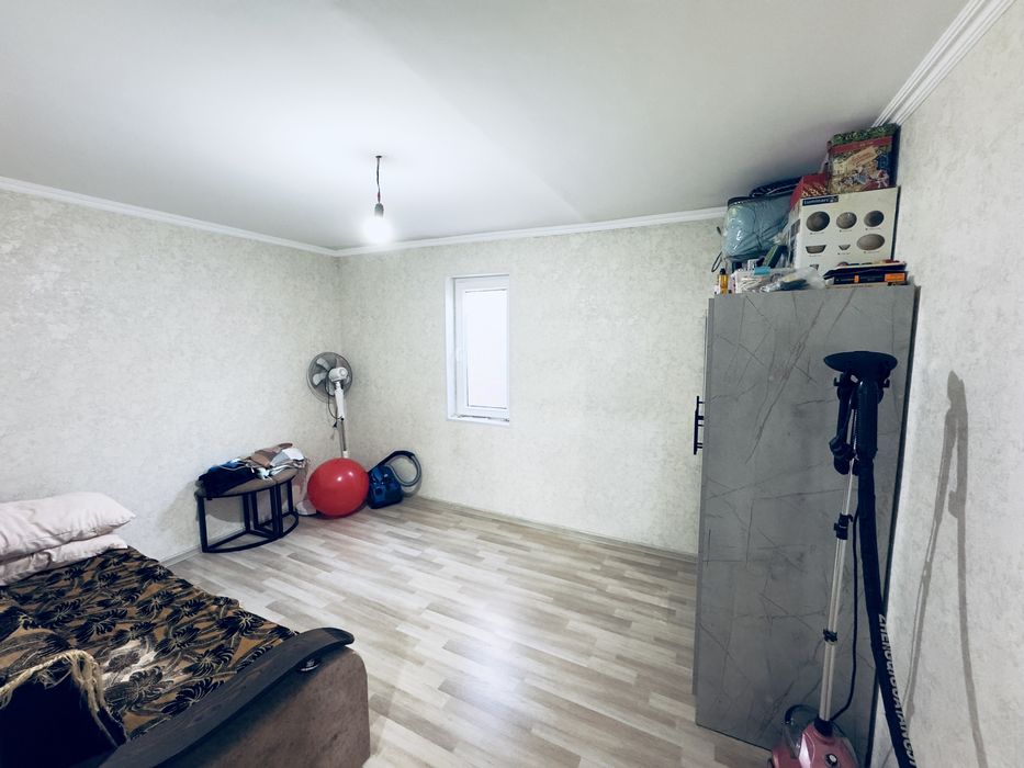 Продается дом. 3 комнаты.Яшнабадский район. Куйлюк. Компас