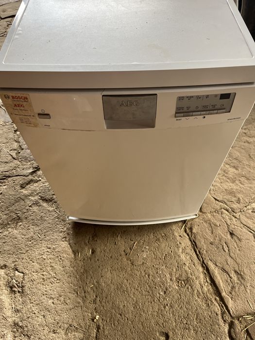 Съдомиялна AEG – свободностояща, 60 см