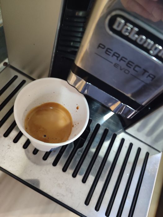 Кафемашина delonghi perfecta