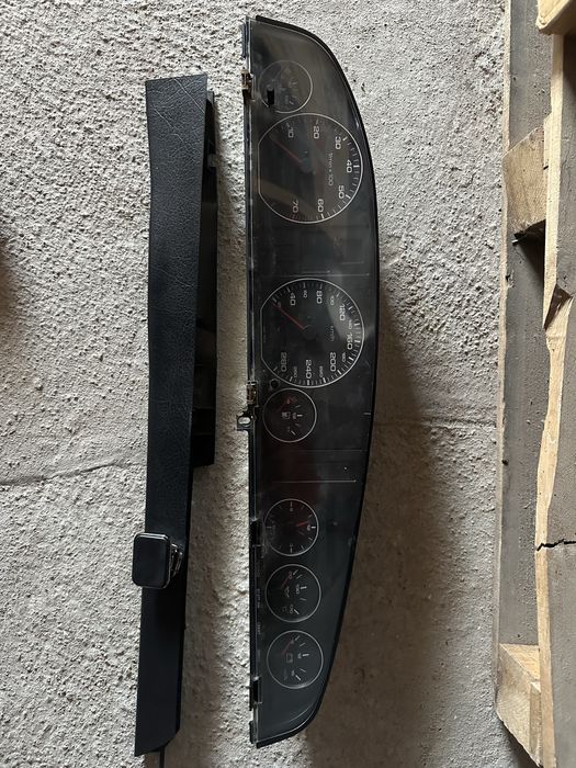 Продам щиток прибора ауди a6 c4