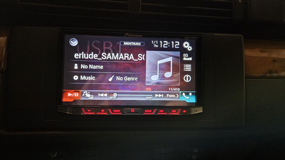 Pioneer avh 8700bt Clarion Vz402e cd player single din usb dvd