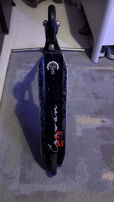 Custom тротинетка за трикове