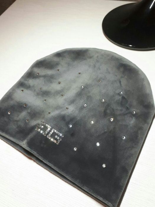 Шапка с Сваровски/ Swarovski