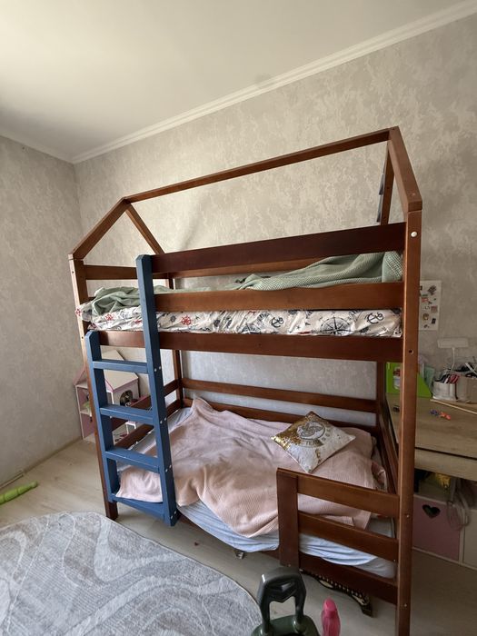 Двухярусная кровать продается чистое дерево
