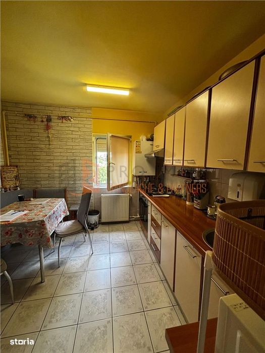Apartament 2 camere confort  1 semidecomandat  zona Crang