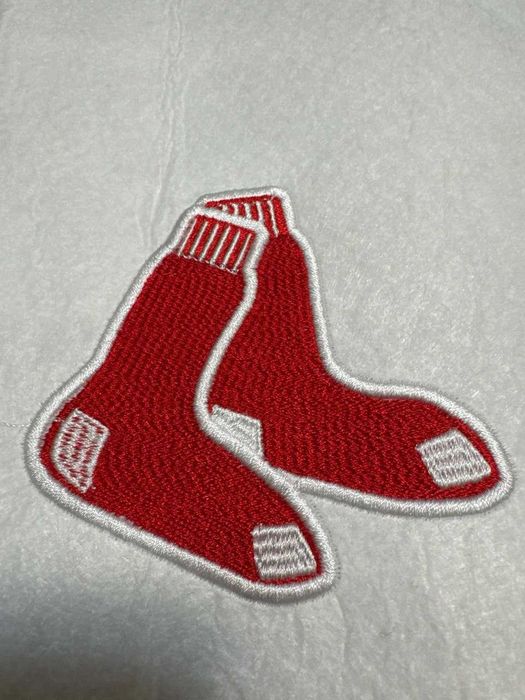 Вышивка на одежде и крое